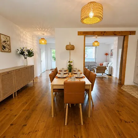 Superhosts Zentrum - 2xparkplatz - Terrasse - King-bett Διαμέρισμα
