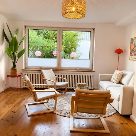 Superhosts Zentrum - 2xparkplatz - Terrasse - King-bett